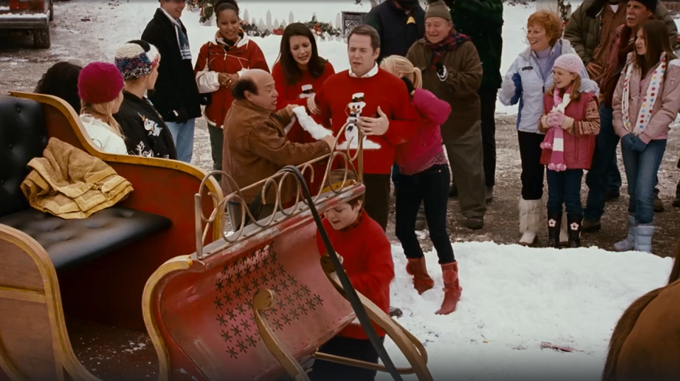 Битвы соседей под Рождество! Продолжаем праздничный киномарафон!