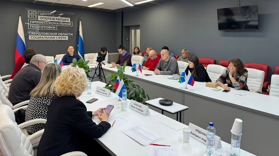 Полевские экскурсоводы получили официальный статус