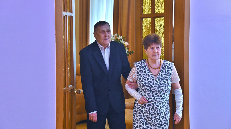 "Золотую свадьбу" отпраздновали в полевском ЗАГСе