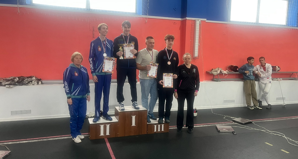 Полевские фехтовальщики вновь добились медалей