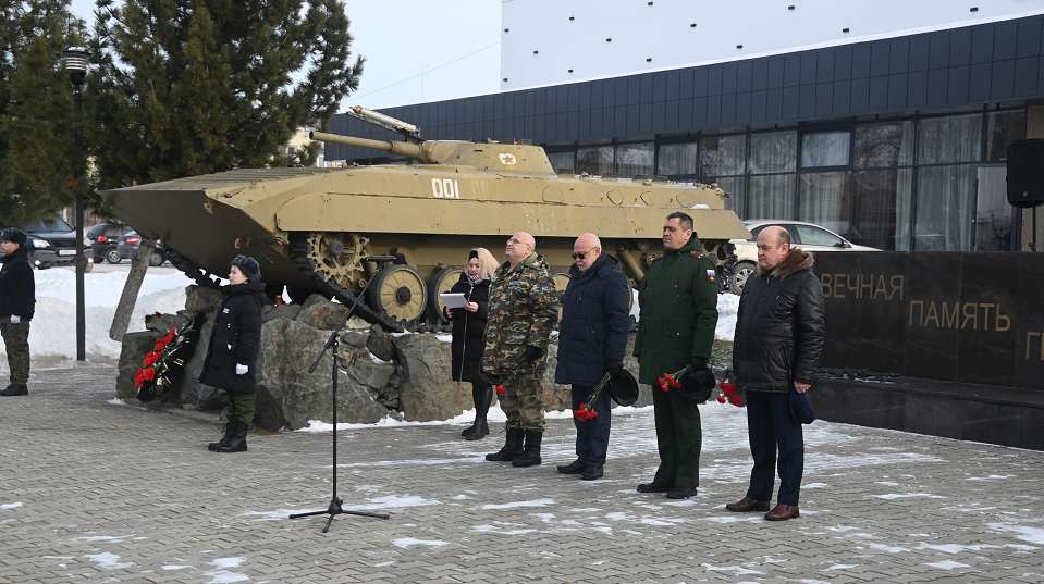 Помним наших героев! В Полевском состоялась церемония памяти бойцов локальных войн