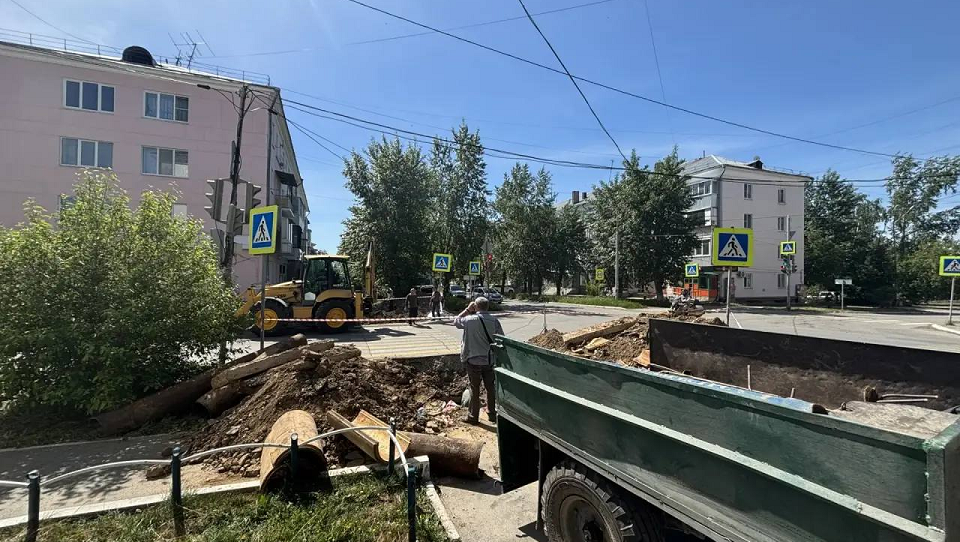 Северский перерыт. Коммунальщики вступили в ремонтный сезон