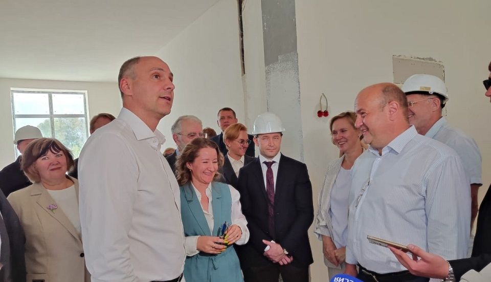 Полевской посетил Денис Паслер