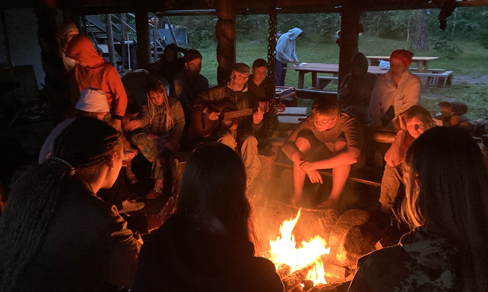 Восторг открытия. К 35-летию Полевского археологического отряда