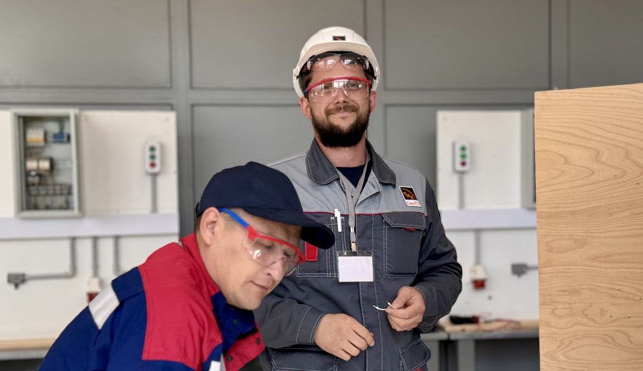 Синарский электромонтер стал лучшим в области