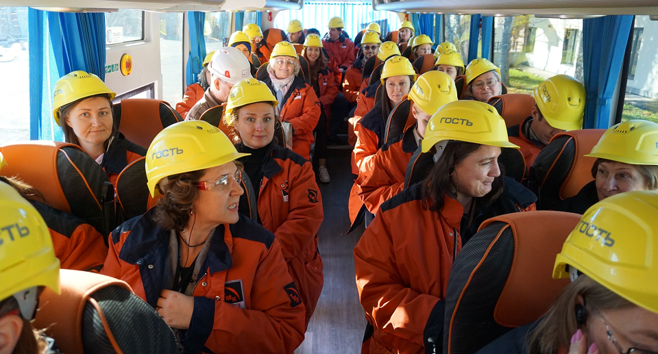 Сотрудники ИРО побывали в музее "Северская домна" и цехах Северского трубного завода ТМК