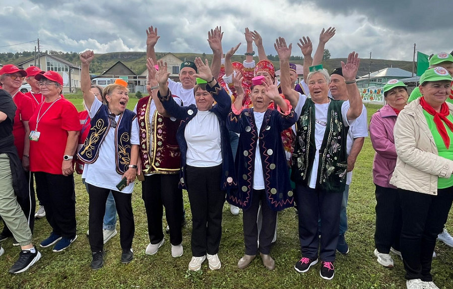 Зюзельские ветераны выступили на турслете