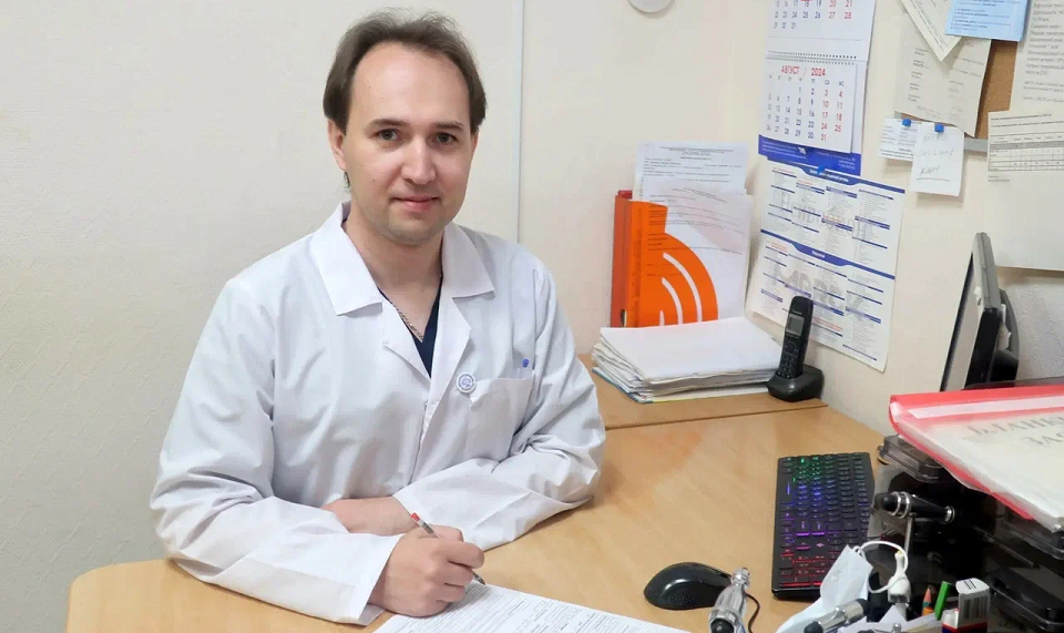 Инсульт не болит, но убивает. Как в Свердловской области выстроена борьба за каждый нейрон