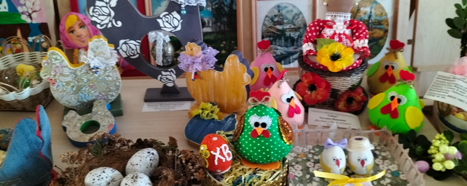 Полевской готовится встретить православную Пасху. В ДК СТЗ открылась выставка