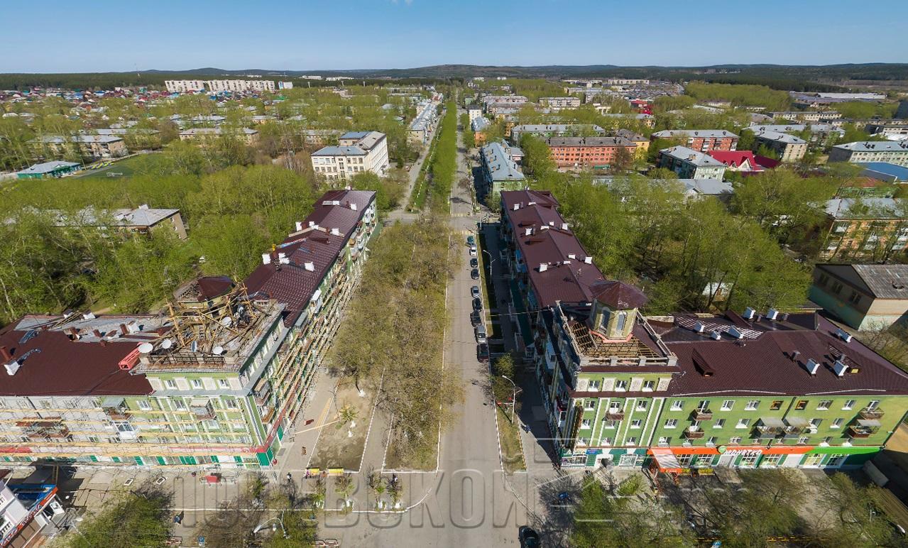 Вигор полевской. Полевской площадь города. Полевской ул Коммунистическая.