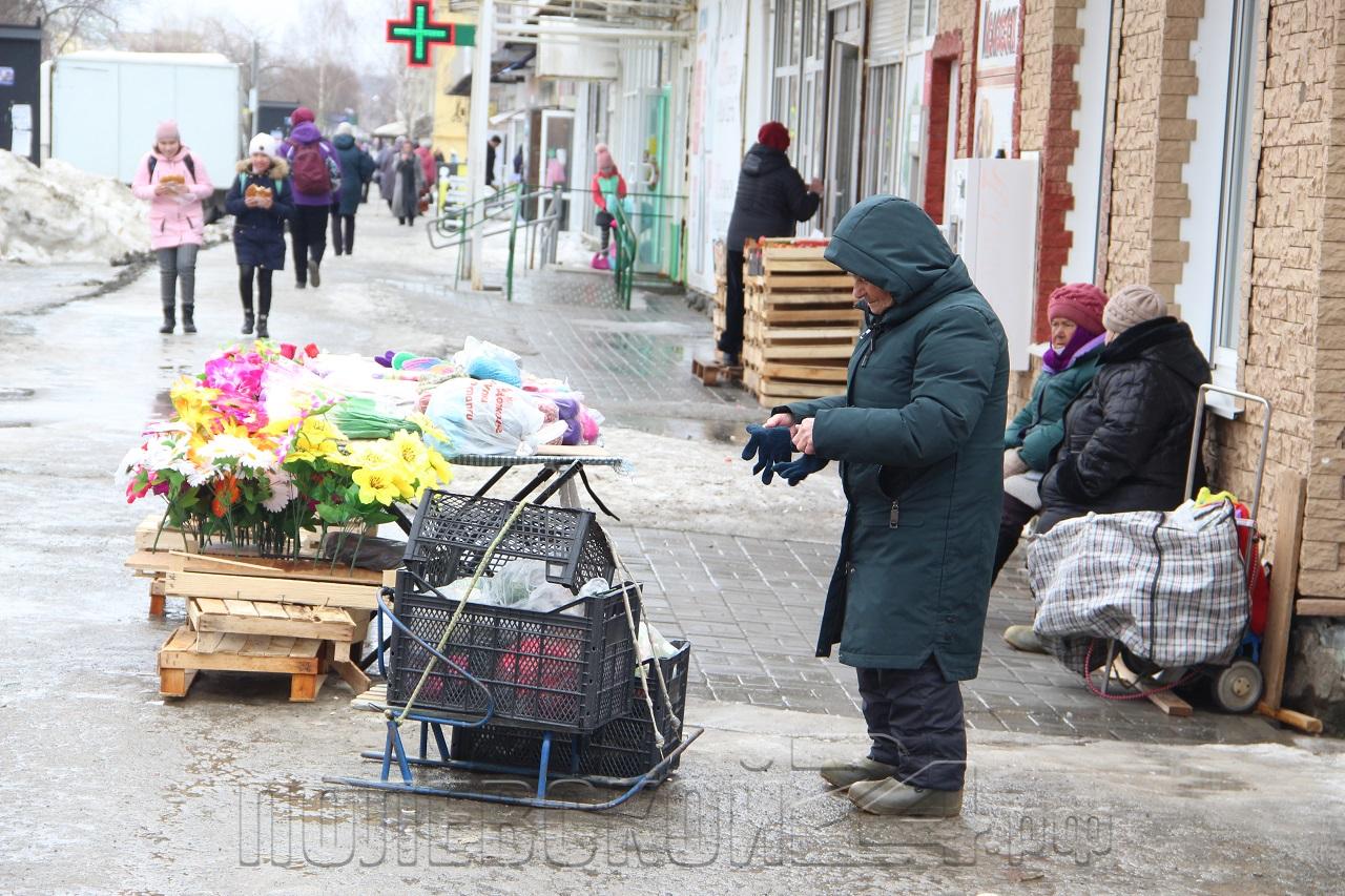 И вновь об уличной торговле. Разогнать нельзя узаконить — Полевской 24.рф