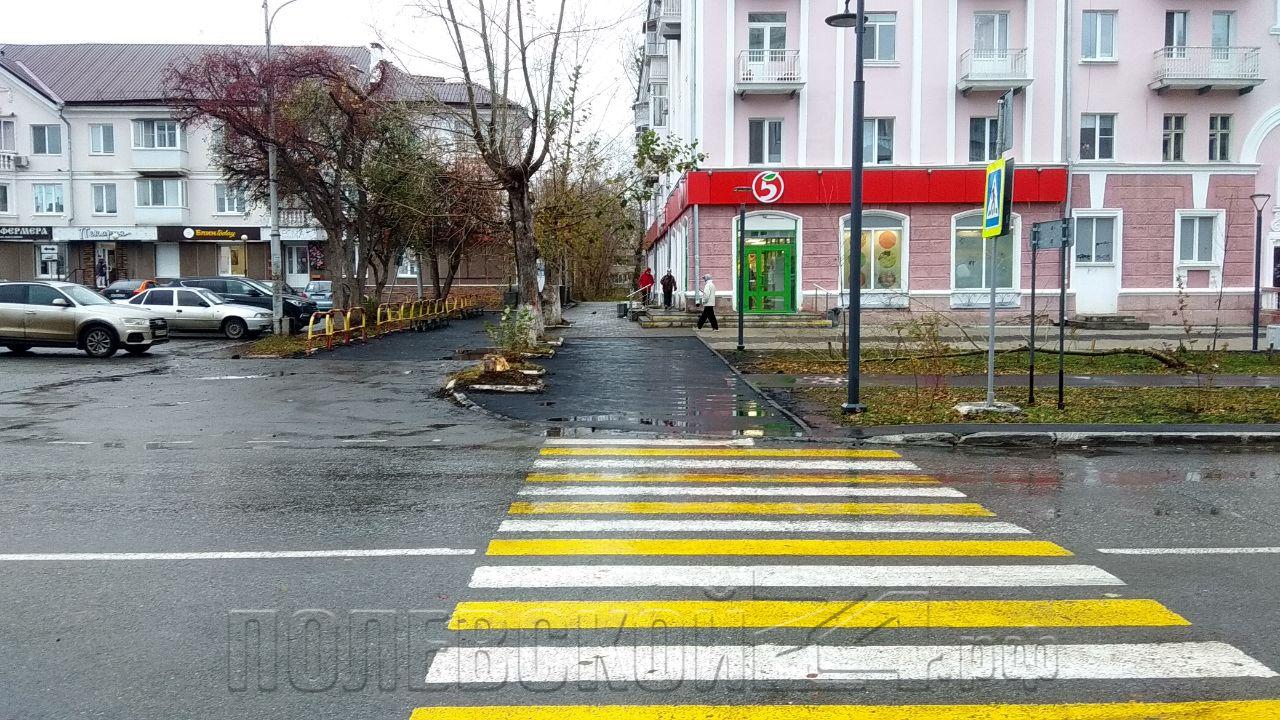 Асфальт поменяли за день. Но только в одном месте в Полевском — Полевской  24.рф